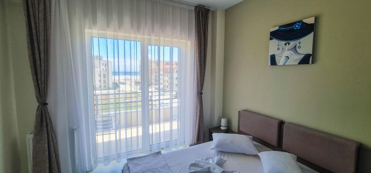 Luiza Apartament - Bavaro Residence - Mamaia Nord Năvodari Esterno foto